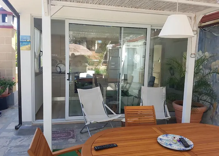 Paradise Vista Mare Apartament *